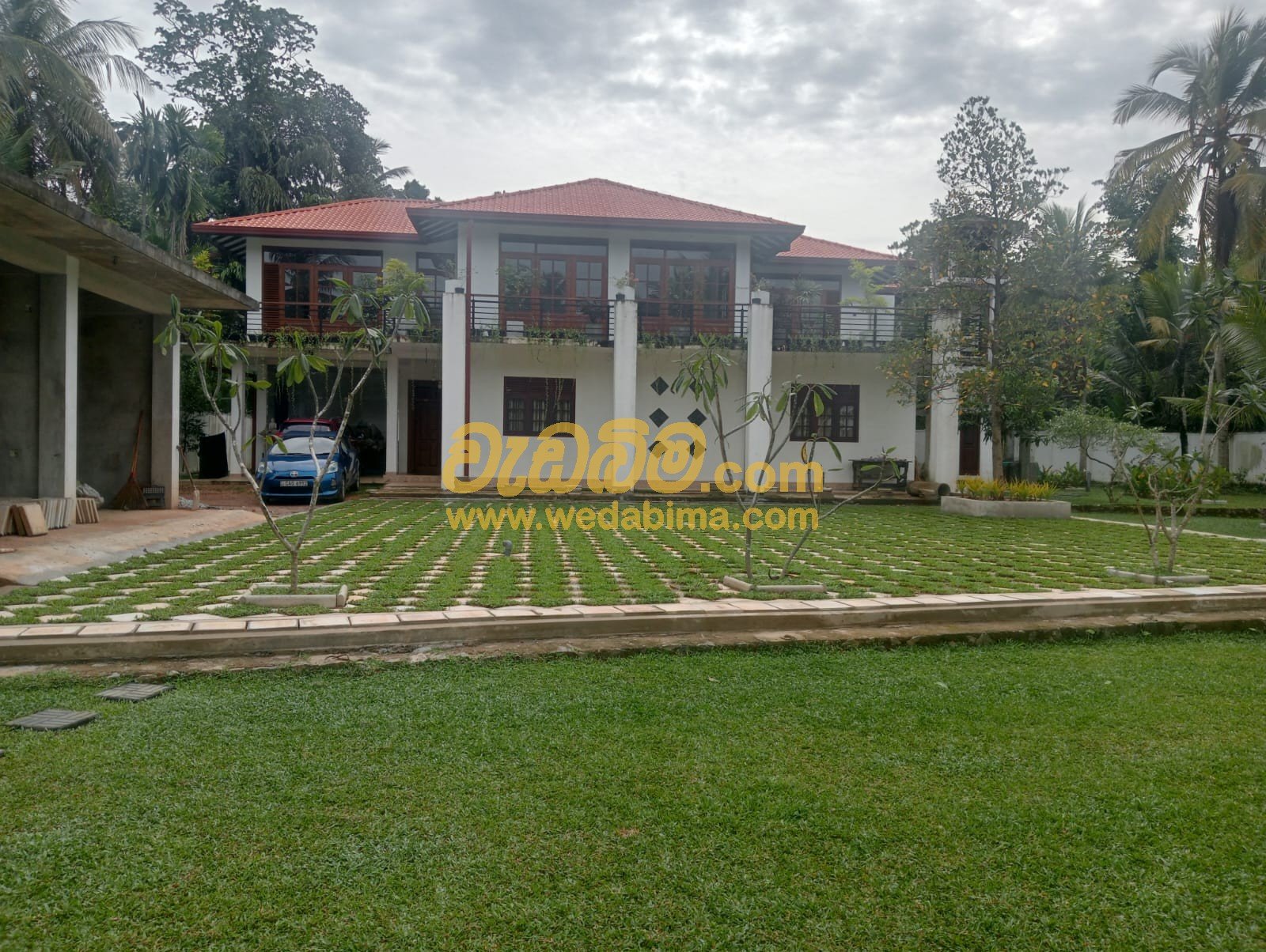 landscaping for small gardens in kiriwattuduwa