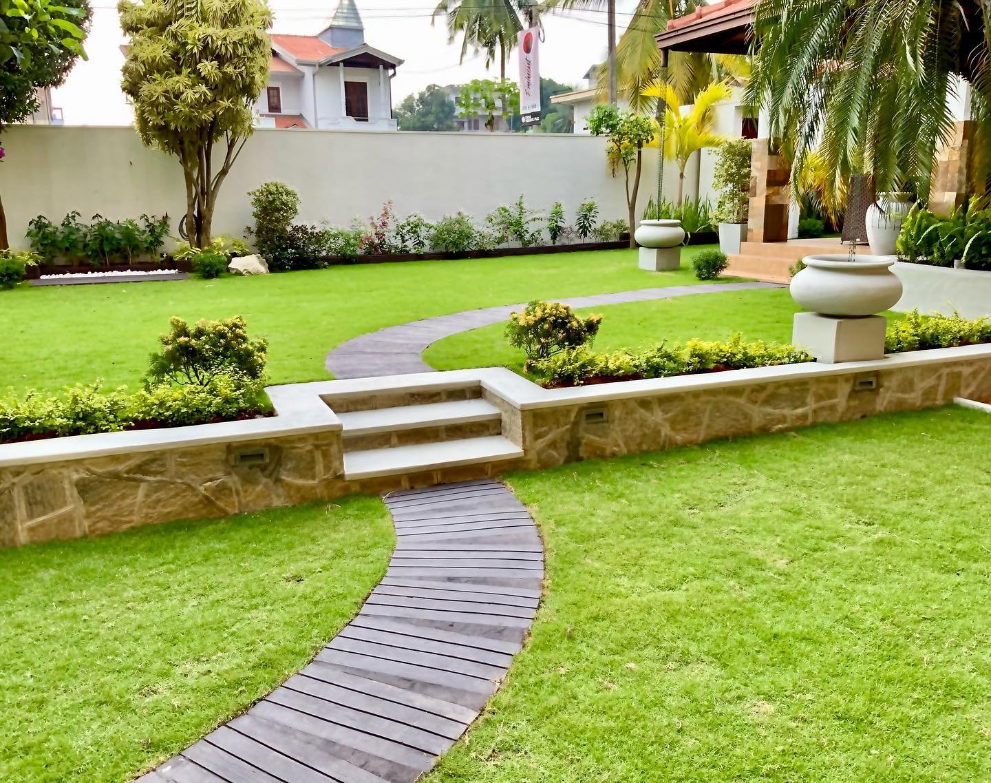 Landscaping services meepe