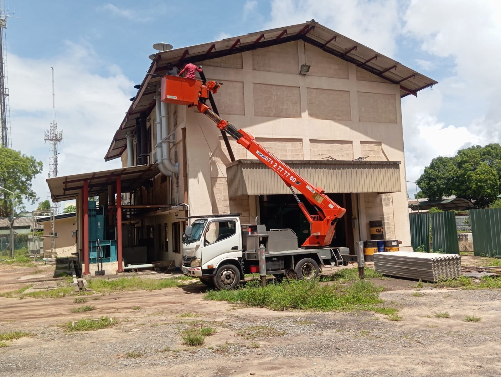 Man Lifting for hire colombo