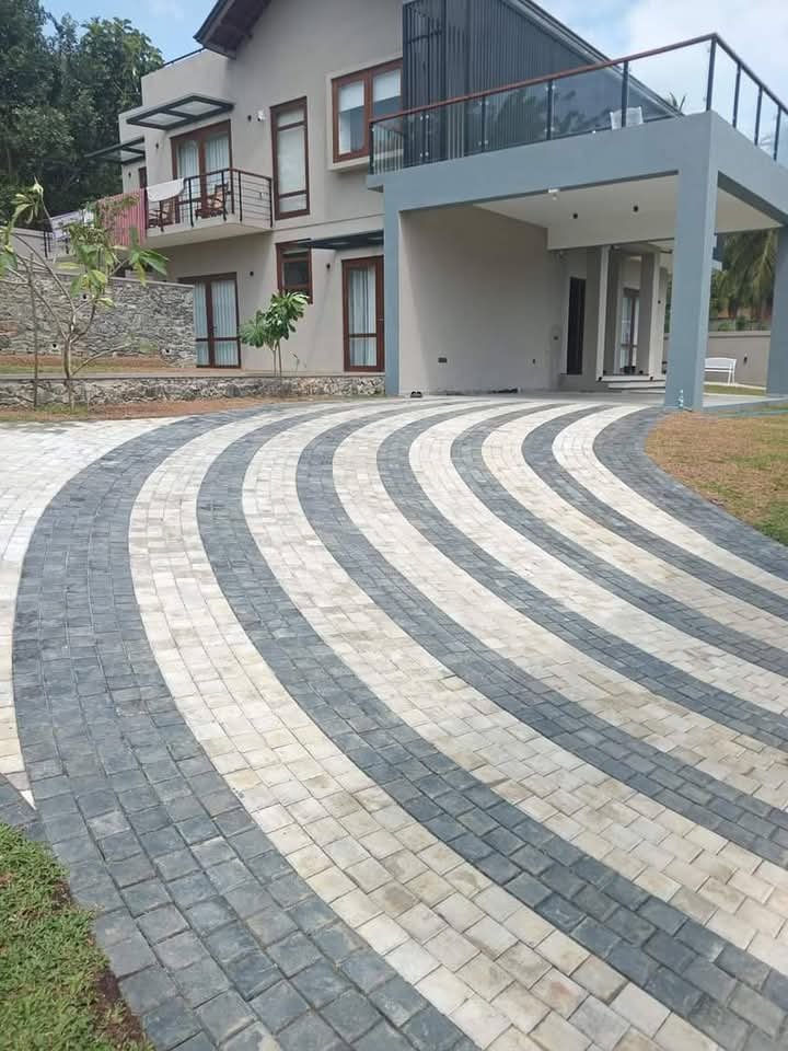 Interlock Designs for Gardens kaduwela