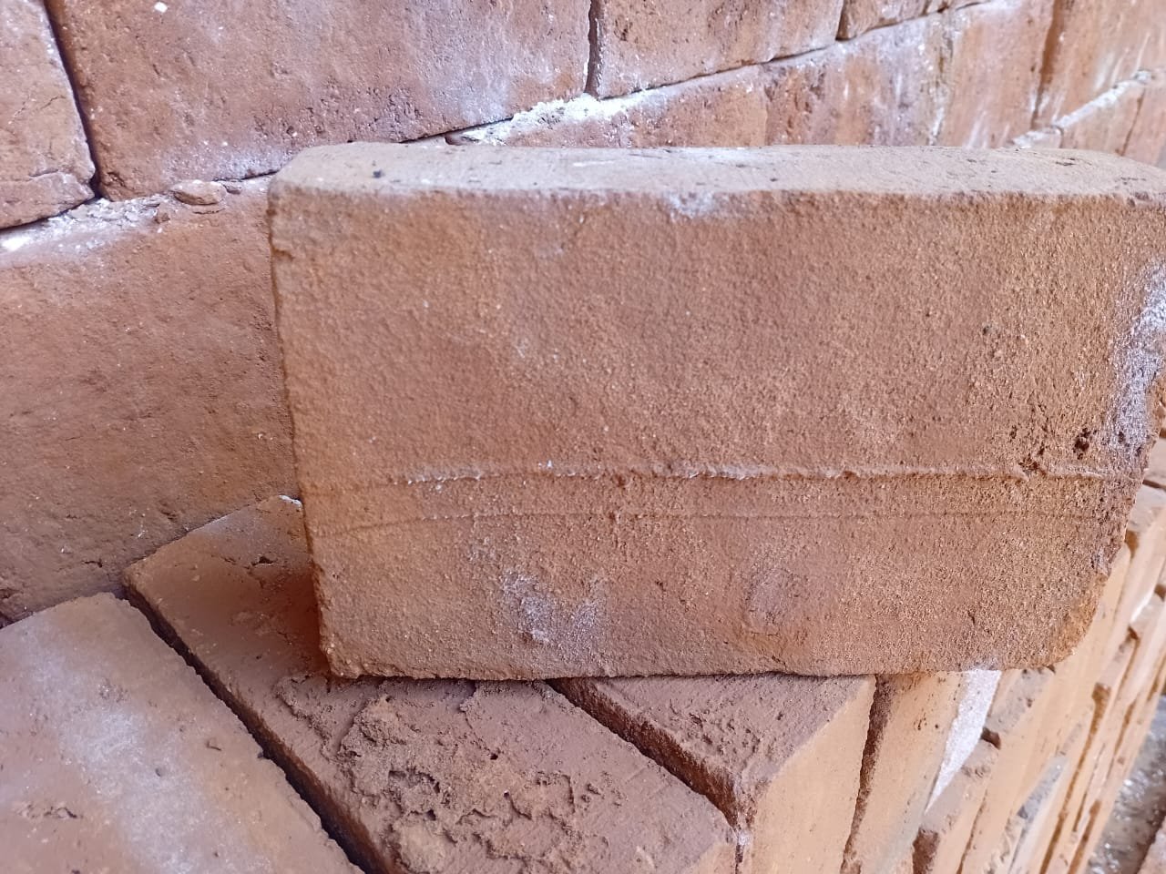 Other image 202508/bricks-for-sale-anuradhapura-wedabima-45f318aa8f.jpeg