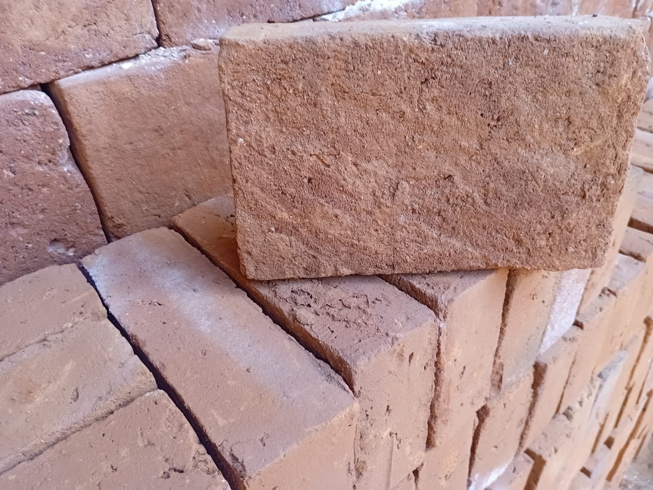 Other image 202508/engineering-brick-price-in-kurunegala-wedabima-6a7ee0a5a5.jpeg