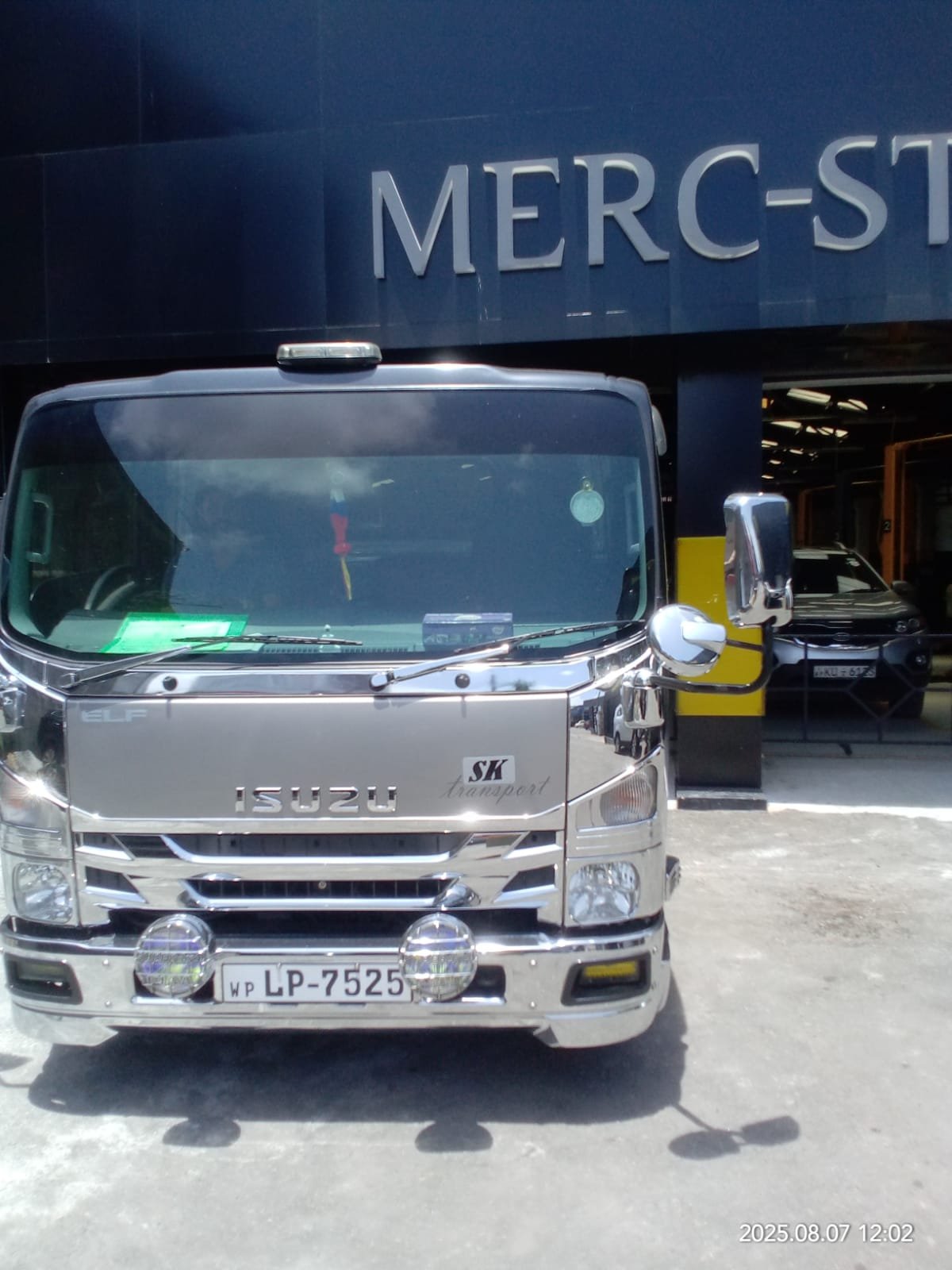 Other image 202508/towing-service-colombo-wedabima-0e6b5e085e.jpeg