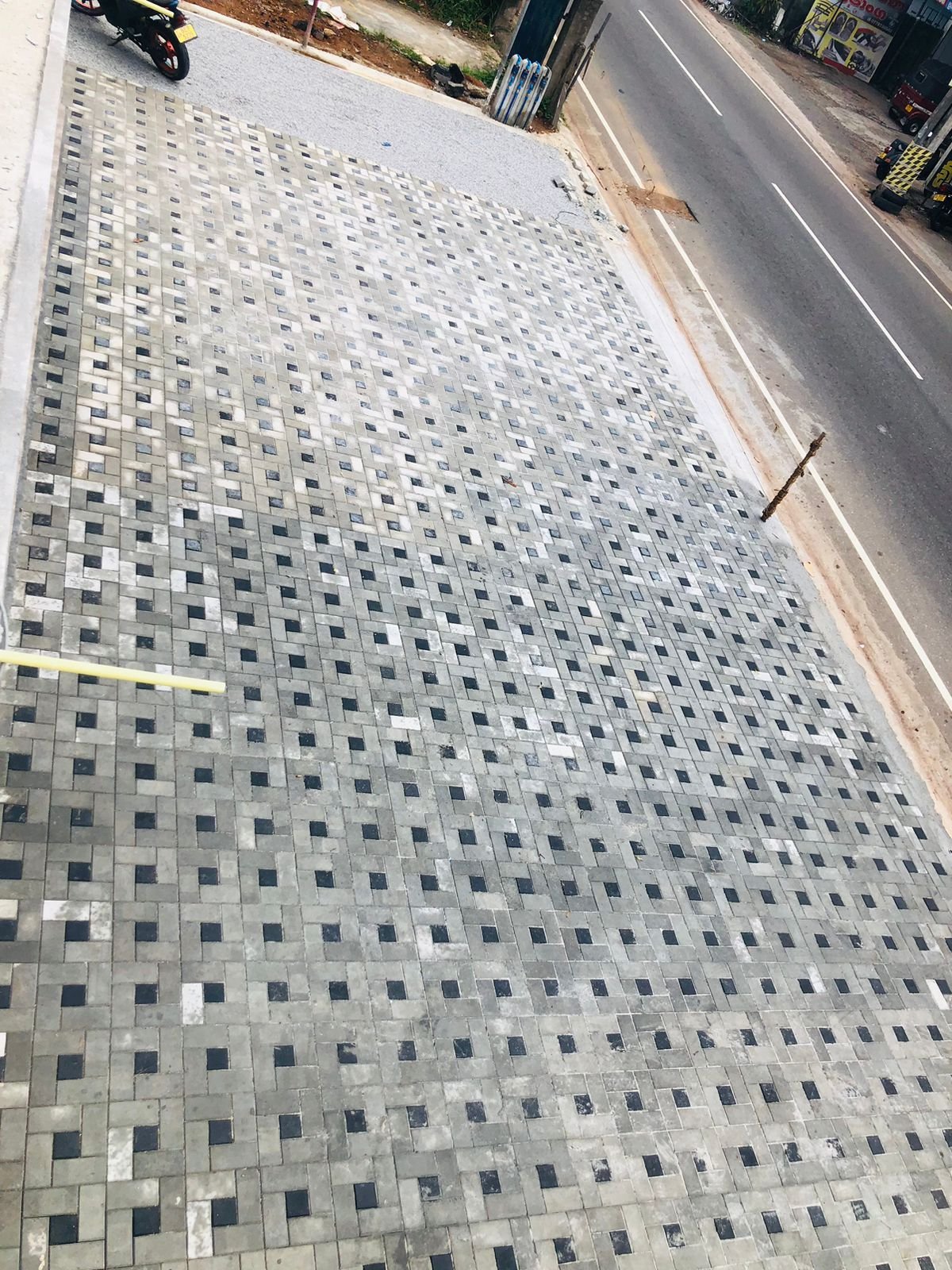 Other image 202509/decorative-interlock-paving-pannipitiya-wedabima-01329452de.jpeg