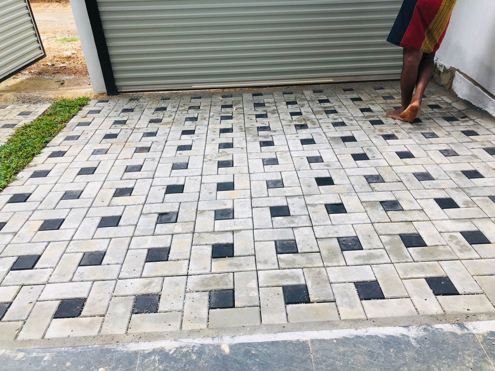 Other image 202509/decorative-interlock-paving-pannipitiya-wedabima-997e8f3256.jpeg