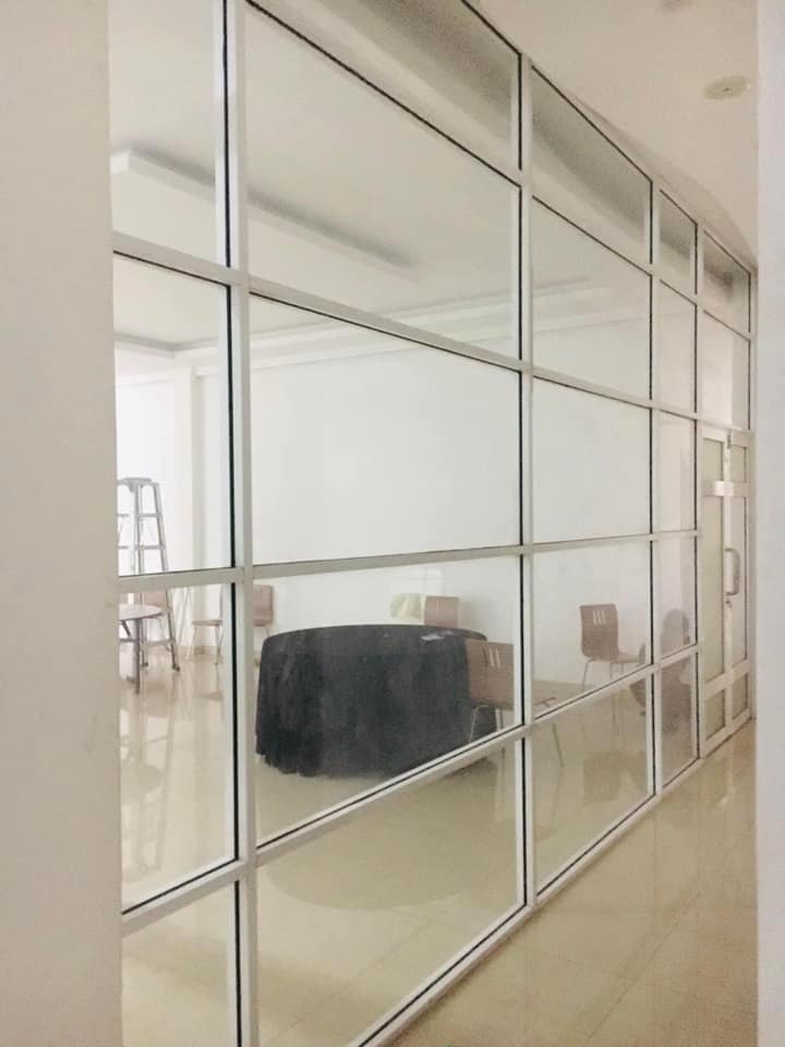 Other image 202509/glass-works-and-installation-service-providers-in-minuwangoda-wedabima-8e31ae7123.jpg
