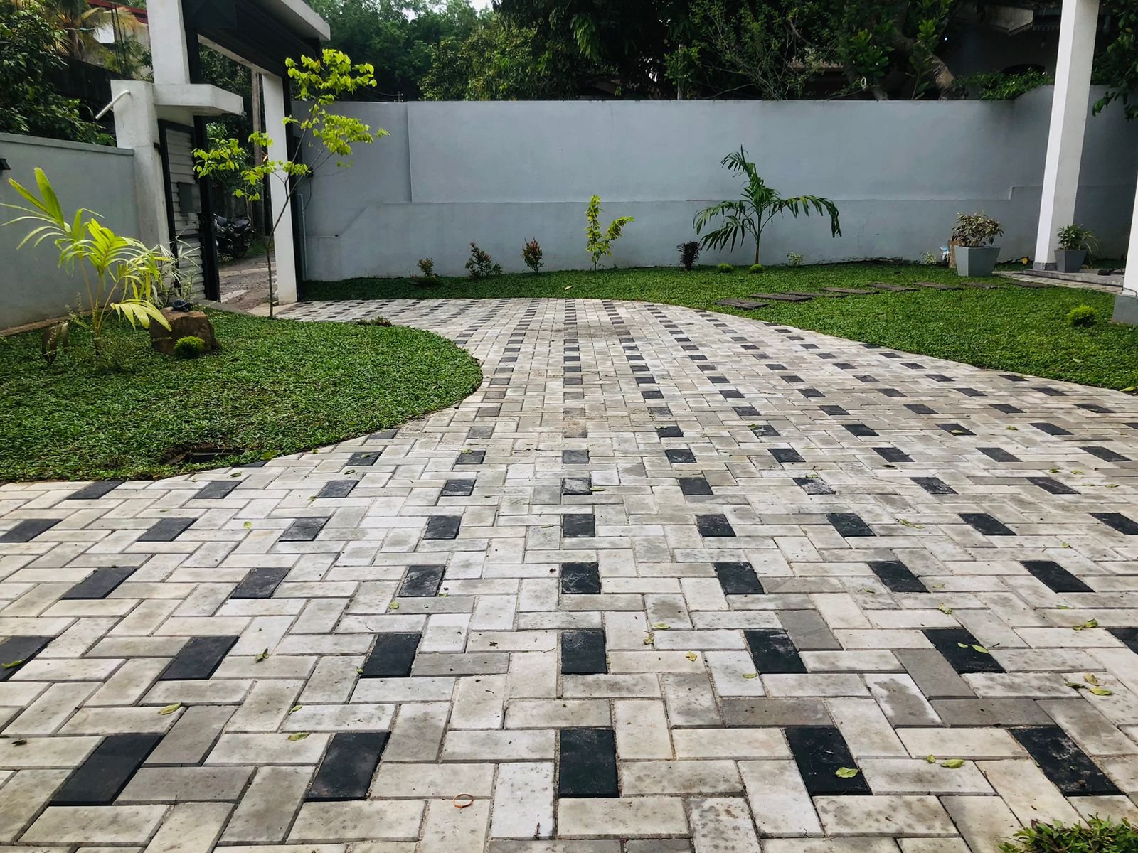 Other image 202509/interlock-paving-pannipitiya-wedabima-8a6a42154e.jpeg