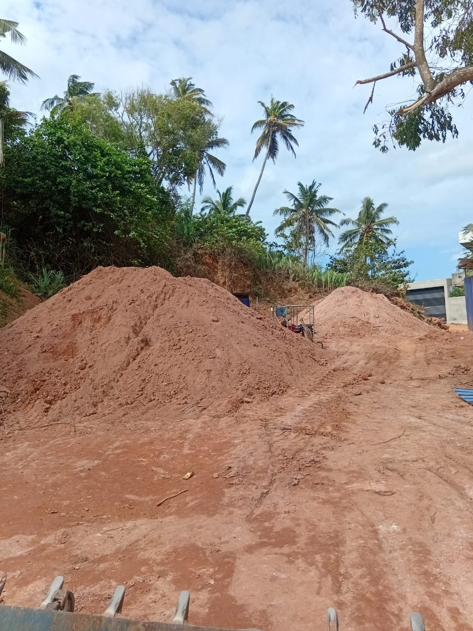Other image 202509/raw-materials-supply-transport-service-in-piliyandala-wedabima-93e24f15cd.jpeg