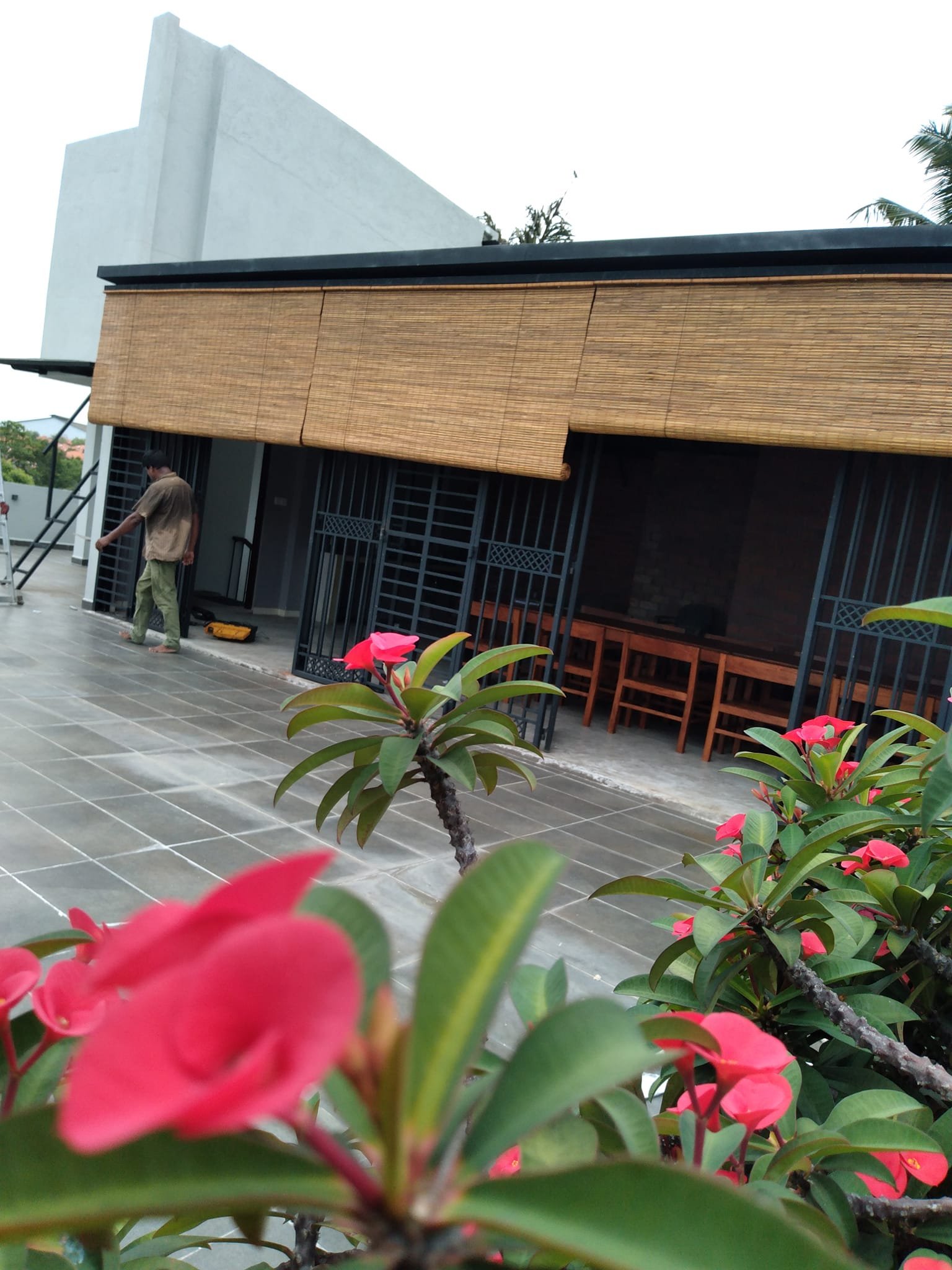 Other image 202509/window-decor-for-sale-in-trincomalee-wedabima-f6053d5448.jpg