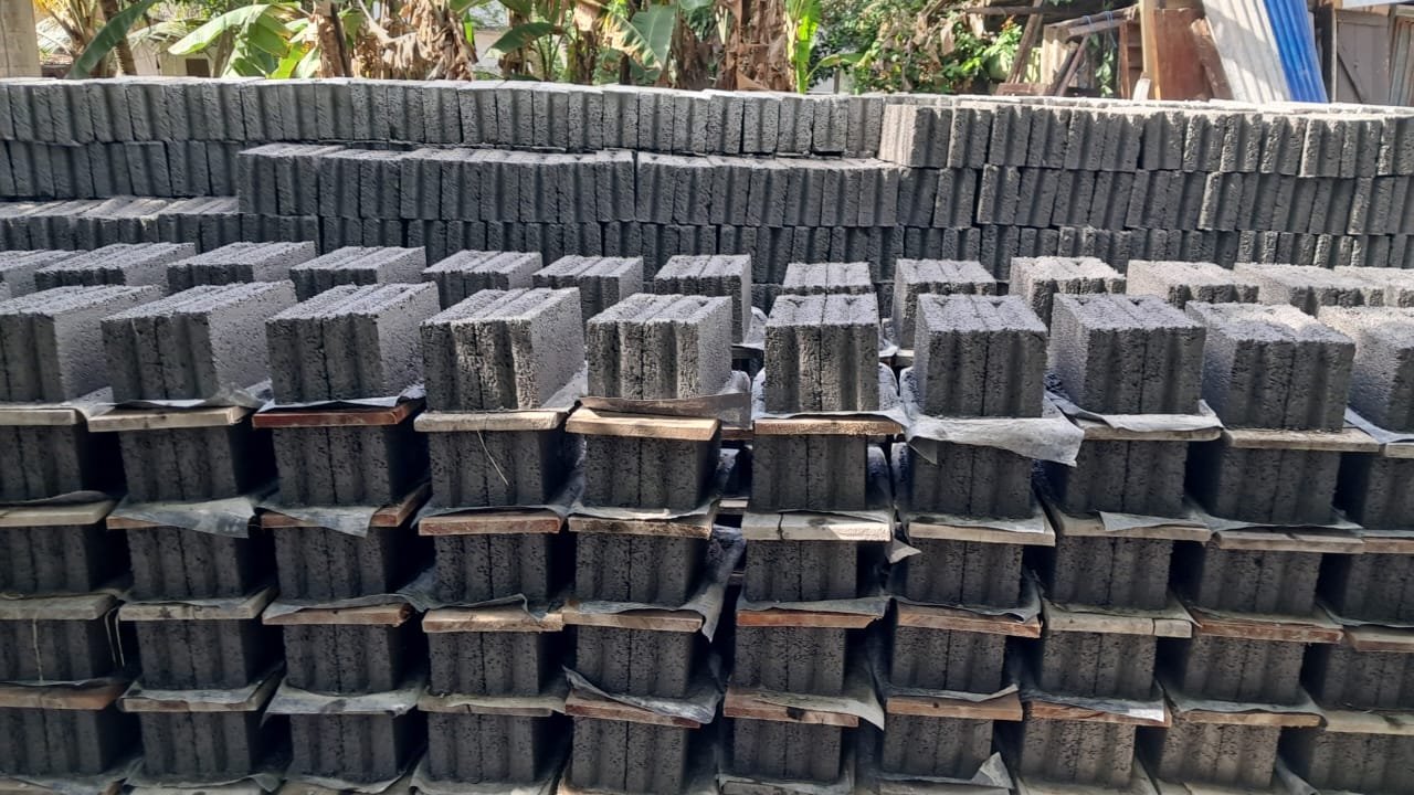 Other image 202510/block-gal-for-sale-maharagamacolombo-wedabima-5a36652f9c.jpeg