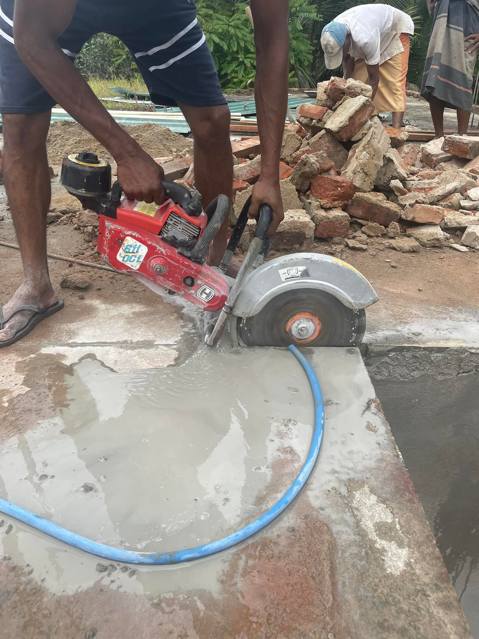 Other image 202510/concrete-slab-cutting-service-price-galle-wedabima-e0ccc64fa7.jpg