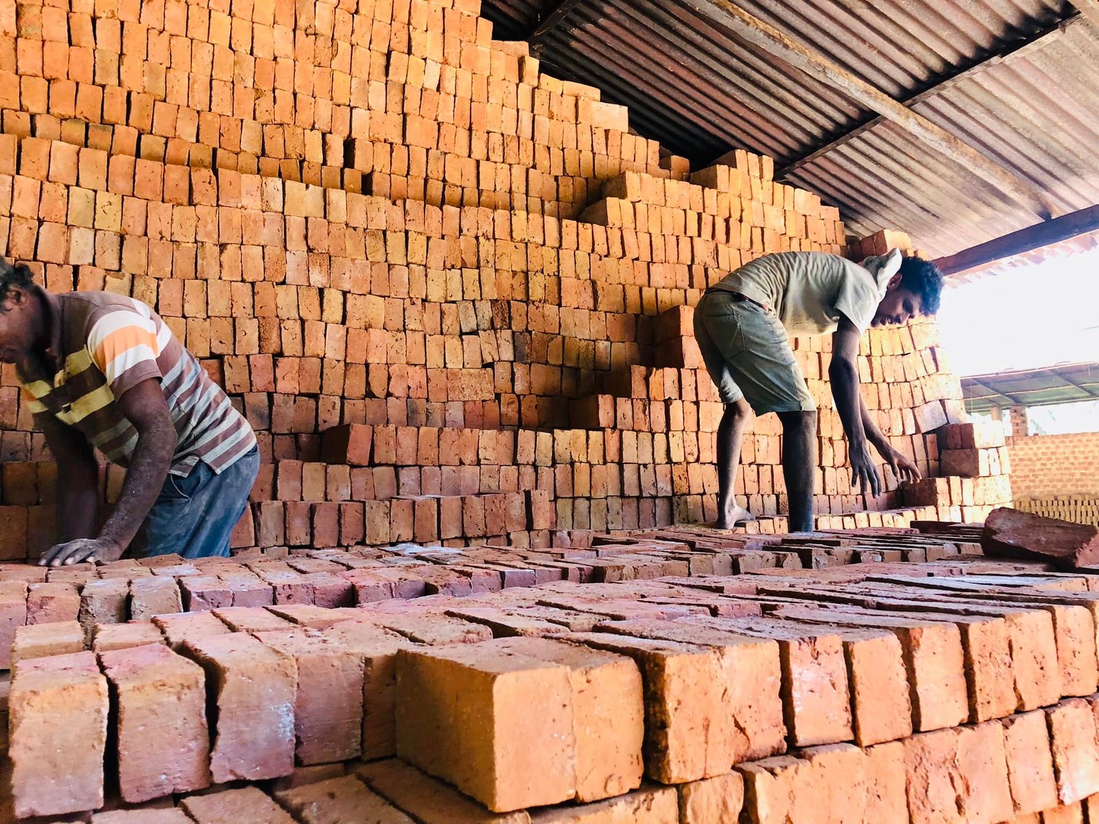 Other image 202510/engineering-gadol-price-in-monaragala-wedabima-6eb8a22ee6.jpg