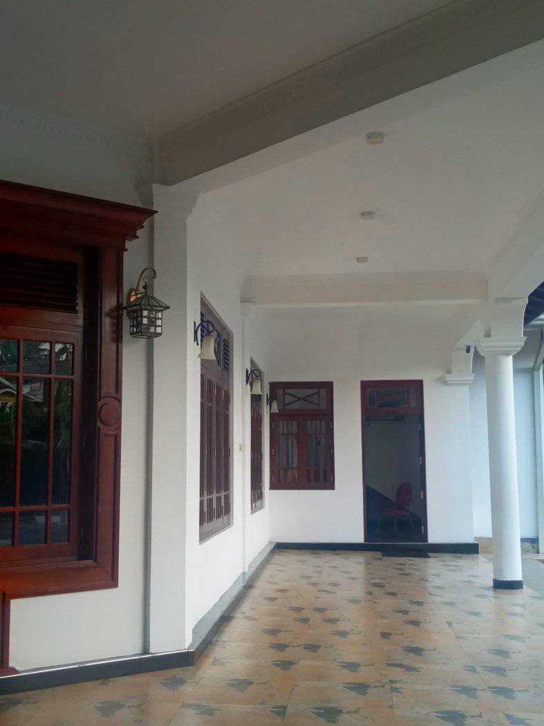 Other image 202510/house-painting-contractors-peradeniyakandy-wedabima-1576393eb9.jpg