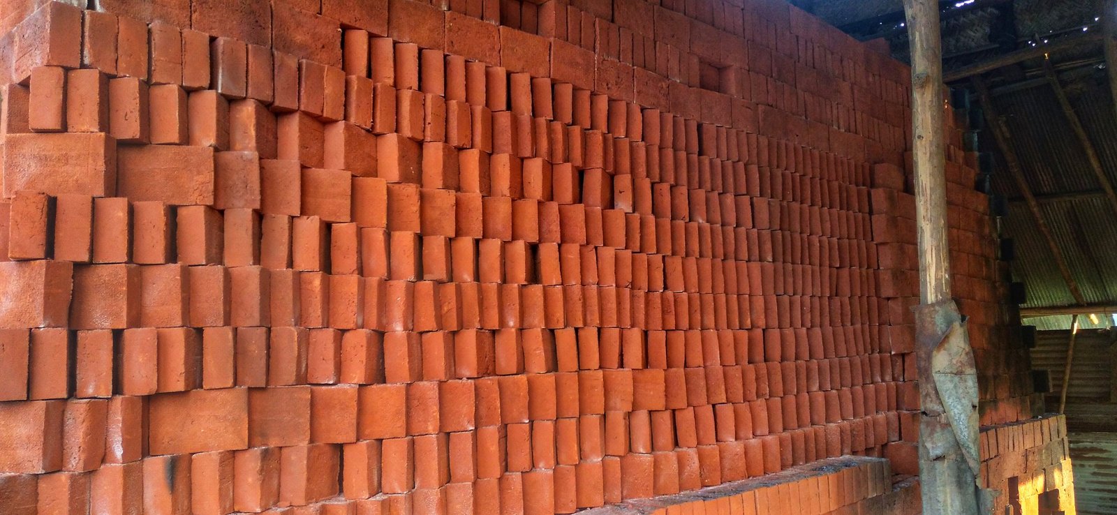 Other image 202510/sri-lankan-bricks-suppliers-and-manufacturers-monaragala-wedabima-d2bf86b6ec.jpg