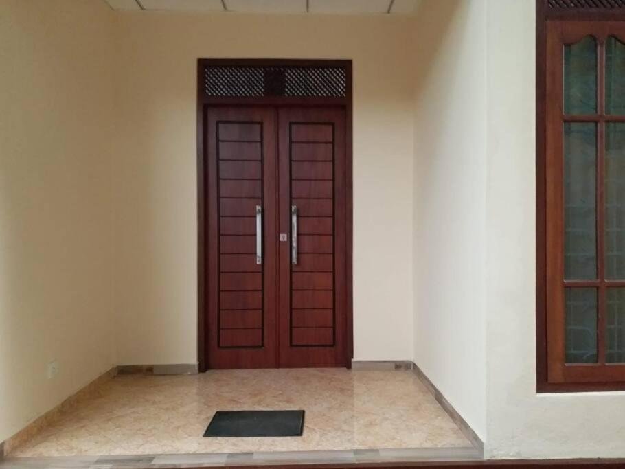 Other image 202510/wooden-door-windows-price-in-veyangoda-wedabima-2da7178e34.jpg