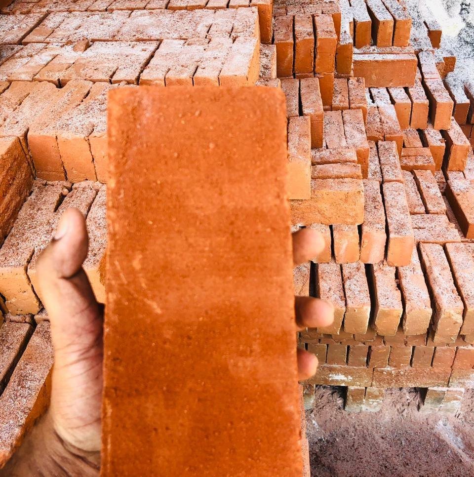 Other image 202511/bricks-for-sale-in-monaragala-wedabima-55c69bff79.jpg