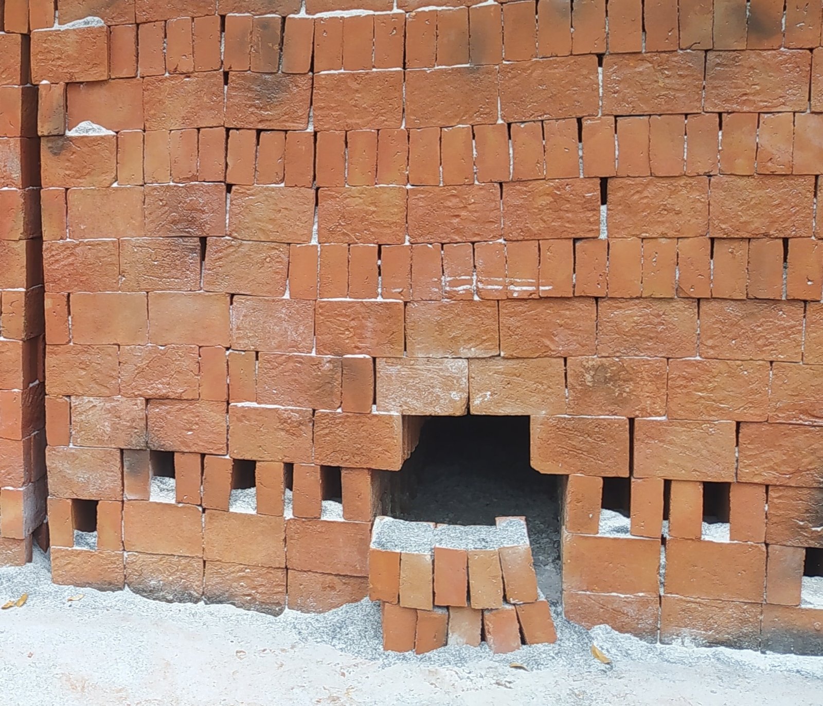 Other image 202511/bricks-for-sale-in-monaragala-wedabima-c688b644dc.jpg