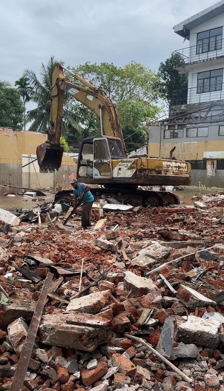 Other image 202511/land-clearing-and-demolition-price-colombo-ragama-wedabima-97ecbc7290.jpeg