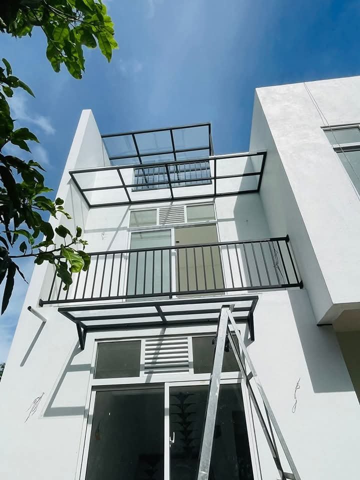 Other image 202511/simple-canopy-roof-design-homagama-colombo-wedabima-e0d19c010d.jpeg