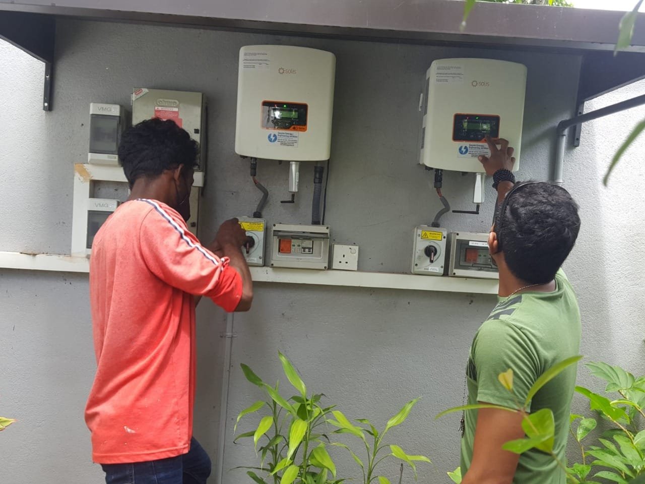 Other image 202511/solar-inverter-price-in-sri-lanka-wedabima-ba01b2fb25.jpg