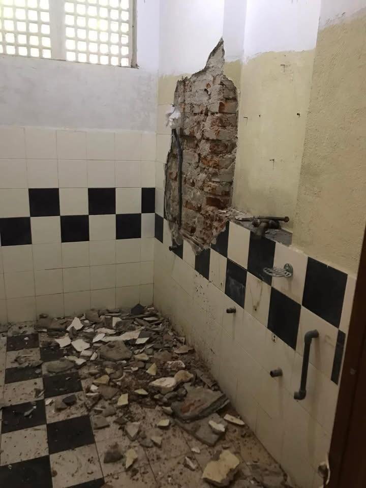 Other image 202512/tile-installation-work-in-delogoda-sri-lanka-wedabima-f0a66c33b6.jpg