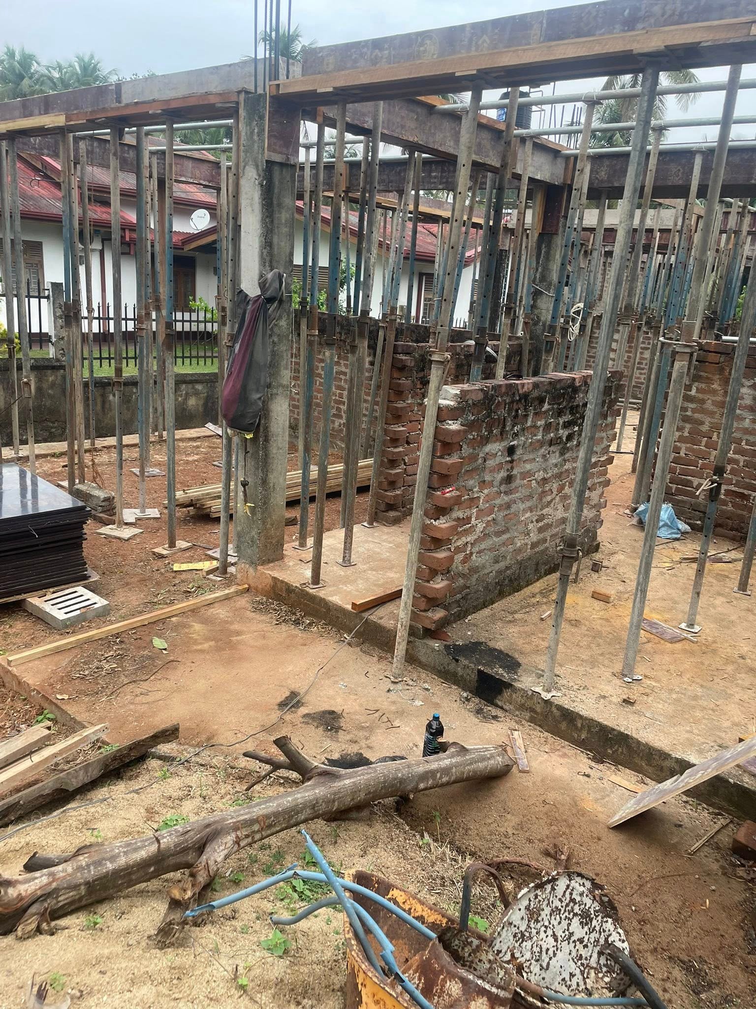 Other image 202601/concrete-slab-works-in-divulapitiya-gampaha-wedabima-897a51a3d6.jpg