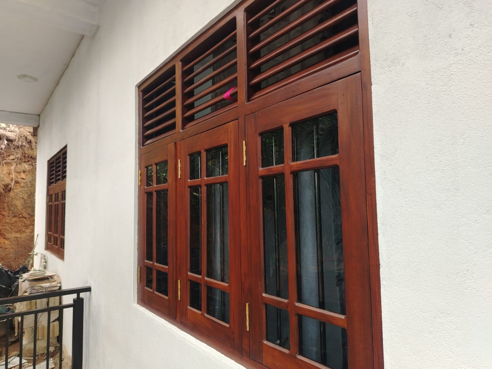 Other image 202601/water-based-wood-painting-contractors-colombo-wedabima-79c2846f0c.jpeg