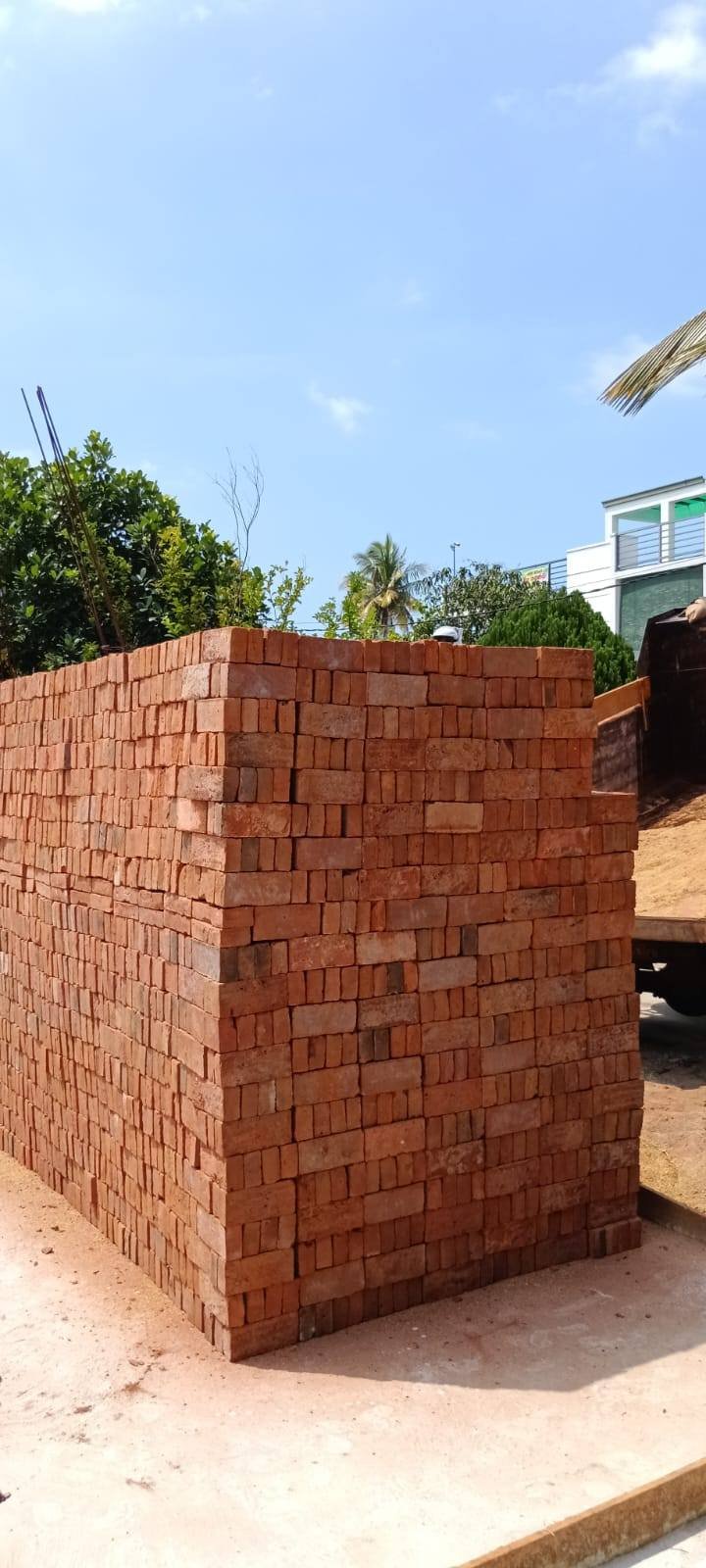 Other image 202602/engineering-bricks-price-in-wellawaya-wedabima-8e47fd73a6.jpg